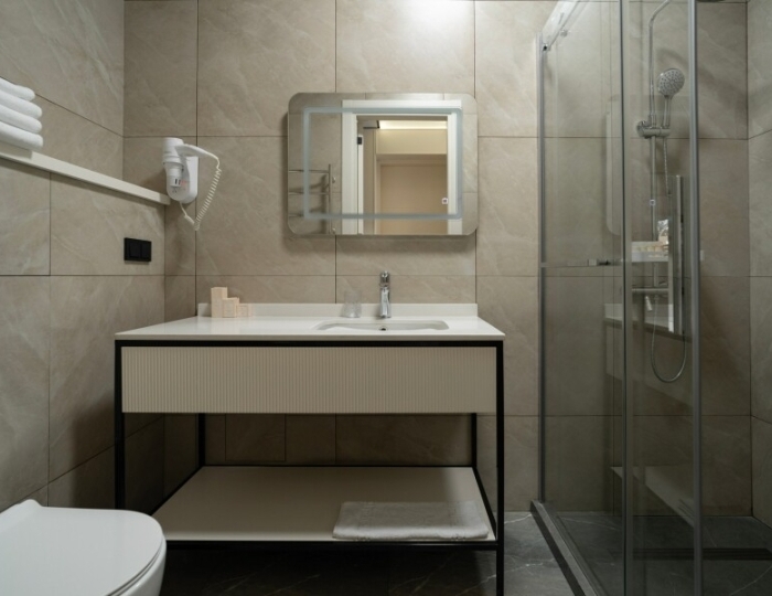 Стандарт 2-местный 1-комнатный с/б вид на бассейн - Отель Riviera Hotel / Ривьера Сухум